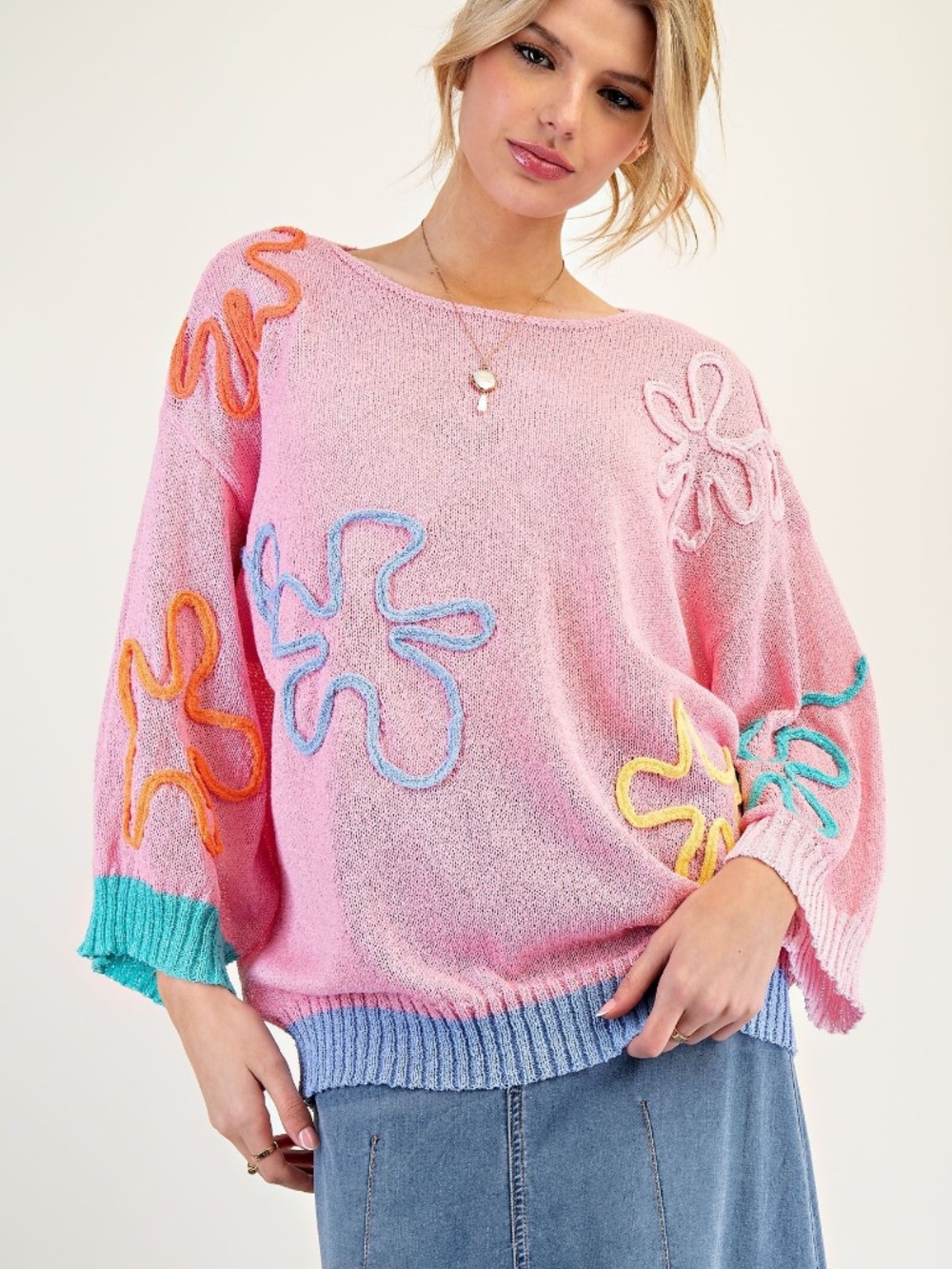 New Easel Spring Fling Sweater Raised Flower Lightweight Pullover Top Pink